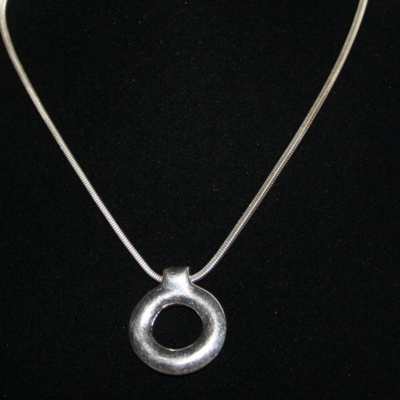 Beautiful silver statement necklace adjustable